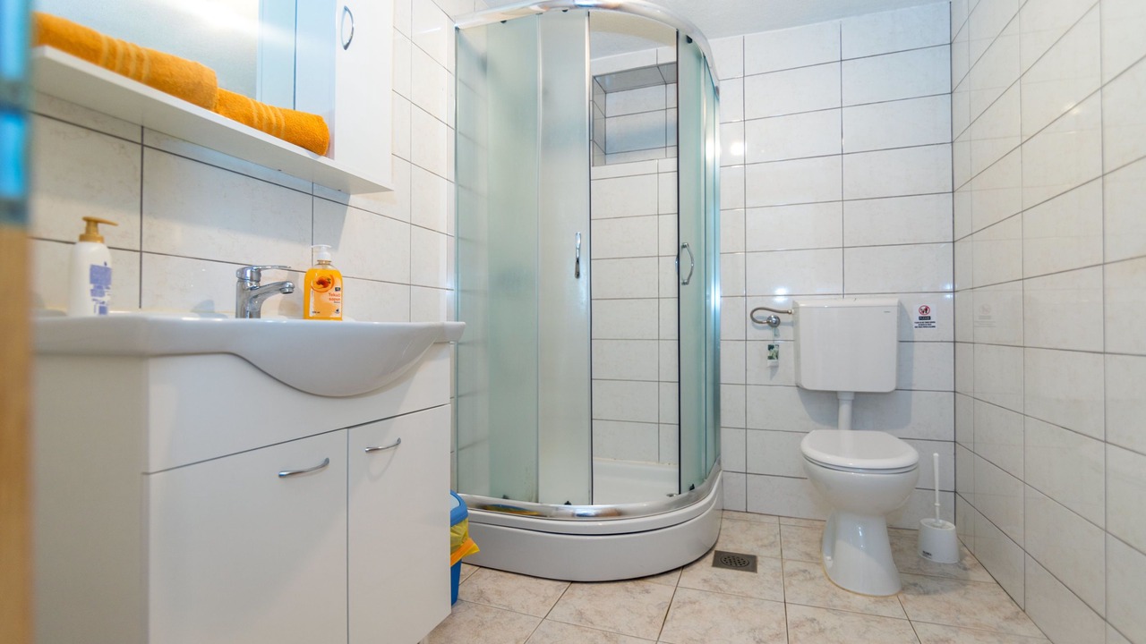 Photo of Bathroom in Gdinj