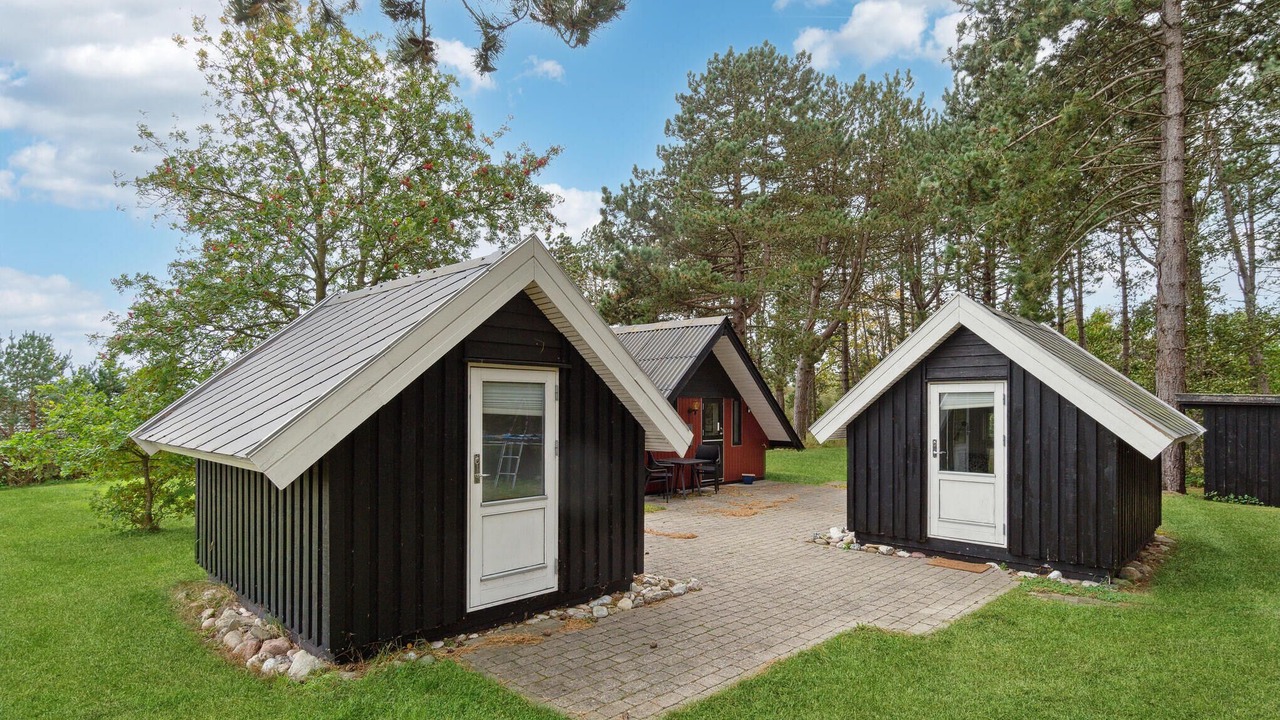 Photo of Others in Knebel