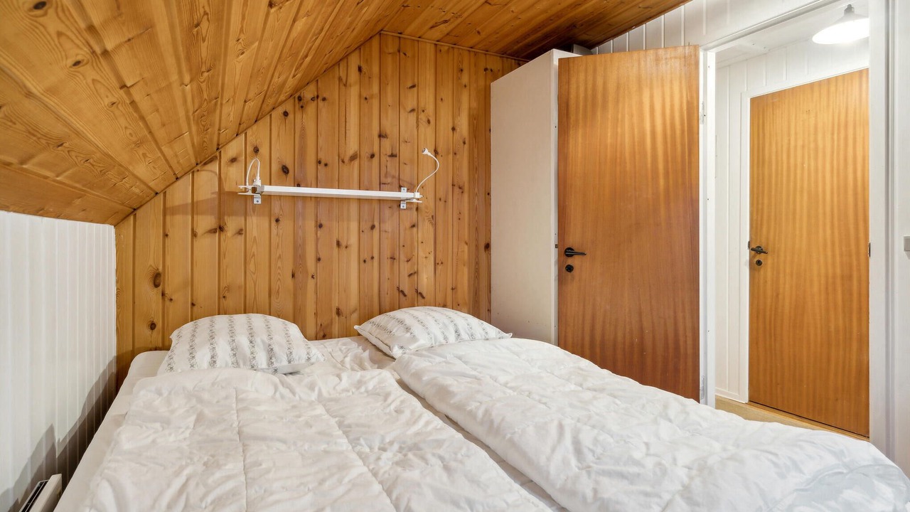 Photo of Others in Knebel