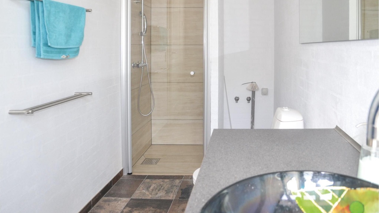Photo of Bathroom in Outrup