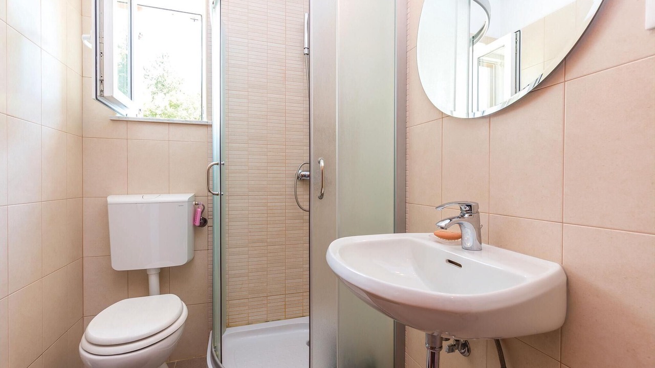 Photo of Bathroom in Smrika