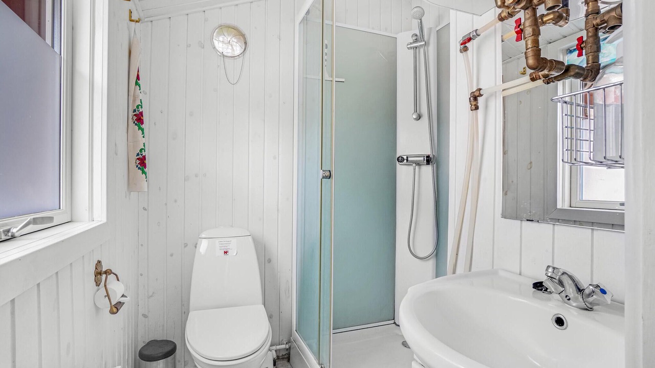 Photo of Bathroom in Rrvig