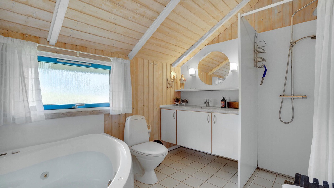 Photo of Bathroom in Rindby Strand