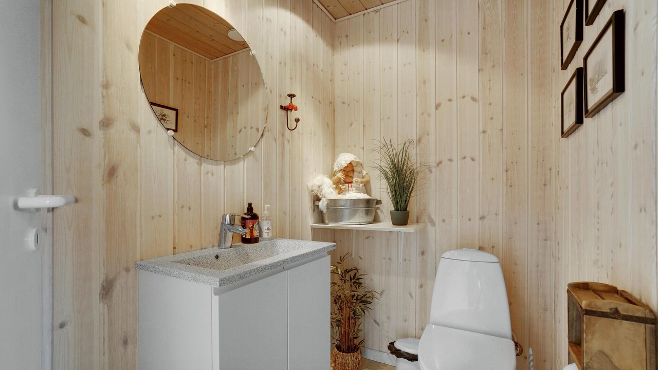 Photo of Bathroom in Rindby Strand