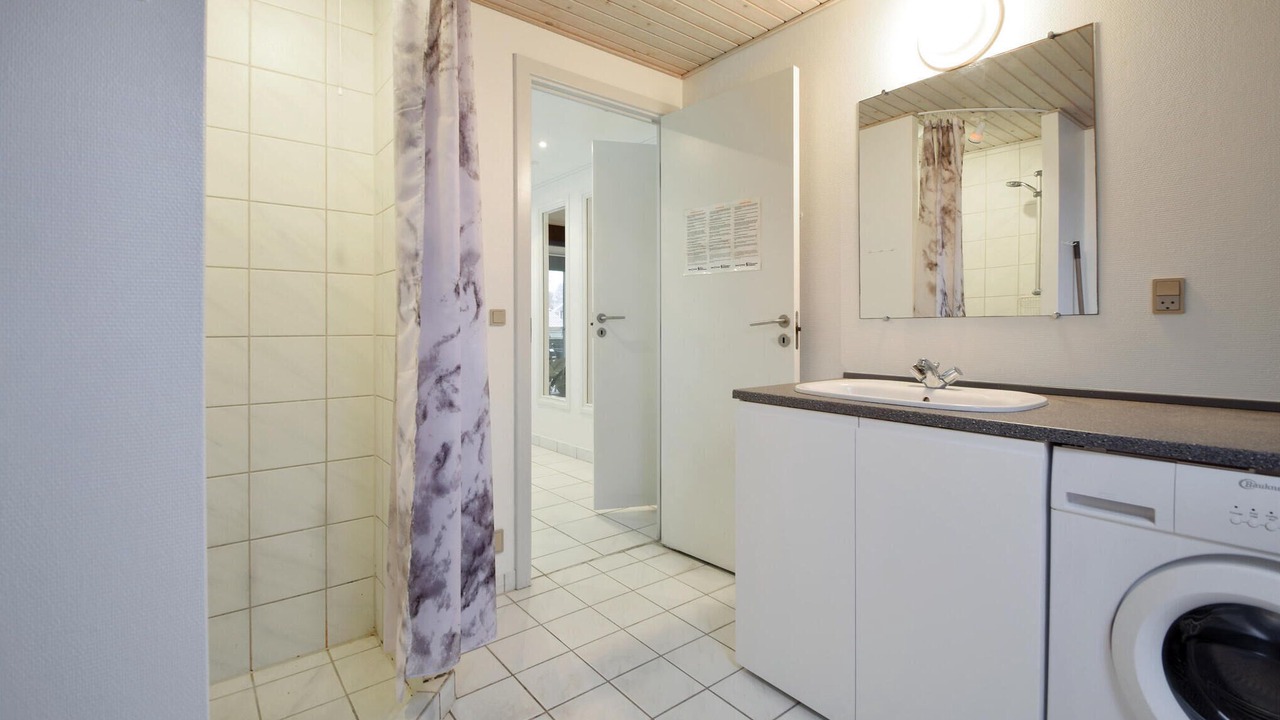 Photo of Bathroom in Pøt Strandby