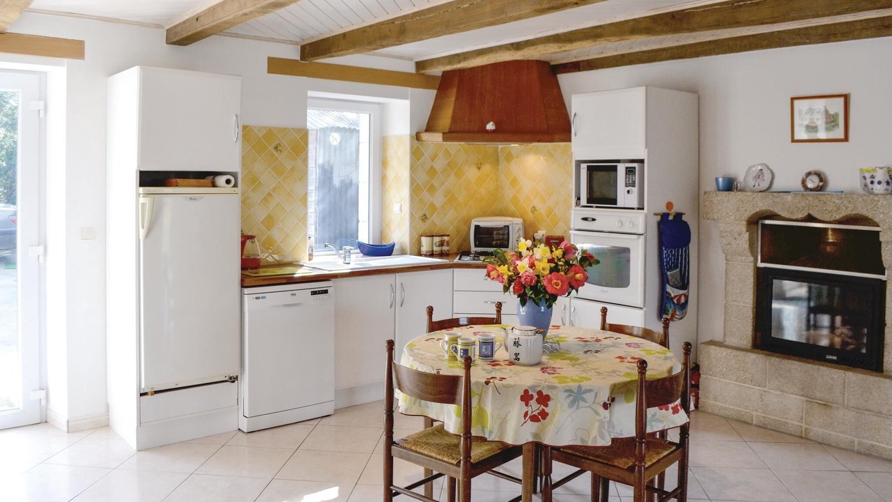 Photo of Others in Meslan