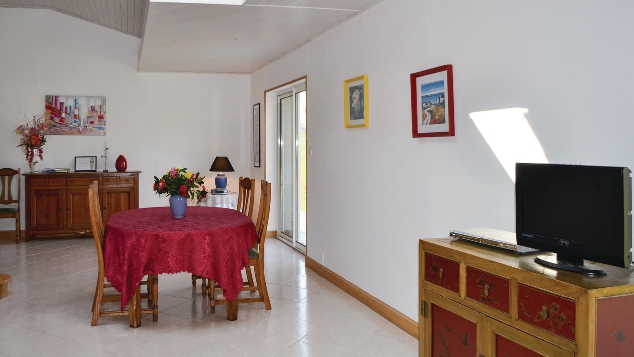 Photo of Bedroom in Meslan