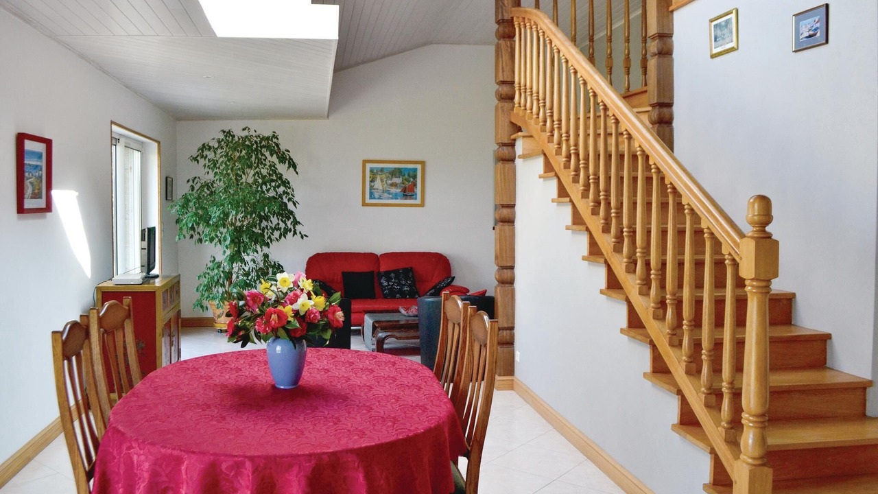 Photo of Bedroom in Meslan