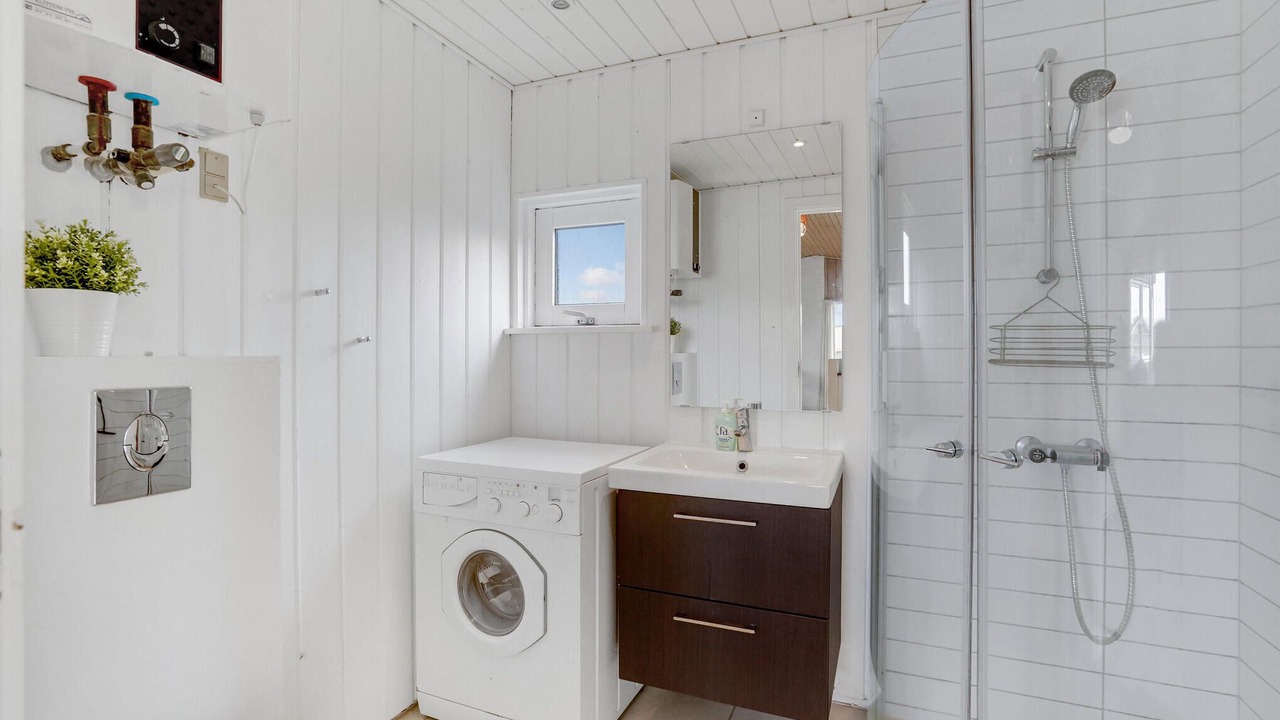 Photo of Bathroom in Haurvig