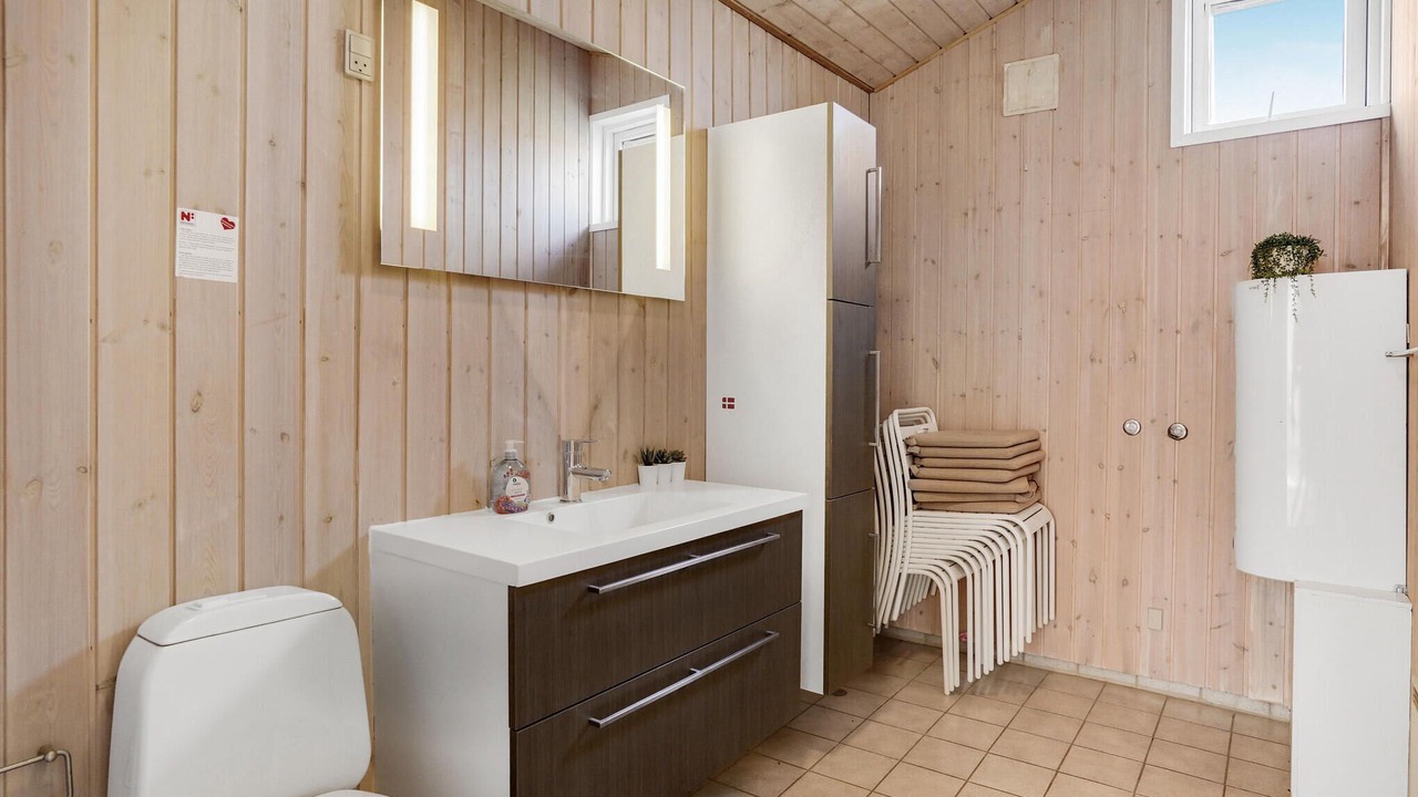 Photo of Bathroom in Haurvig