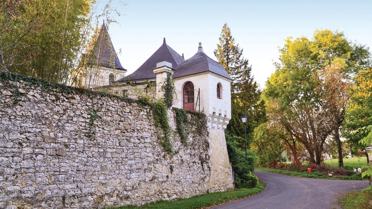 Photo of Others in Gennes