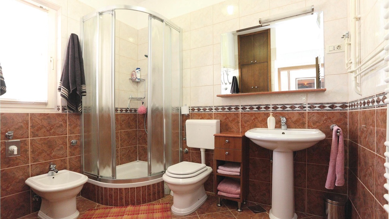 Photo of Bathroom in Okrug Gornji