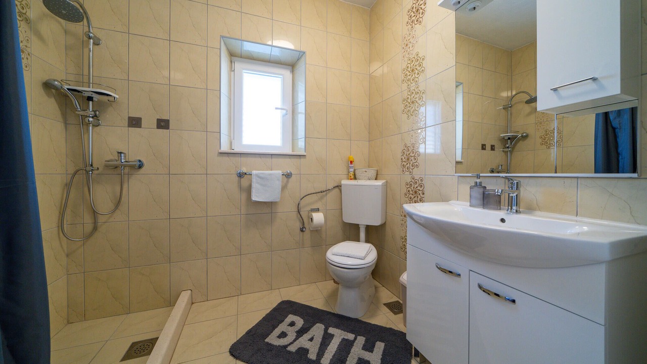 Photo of Bathroom in Selca