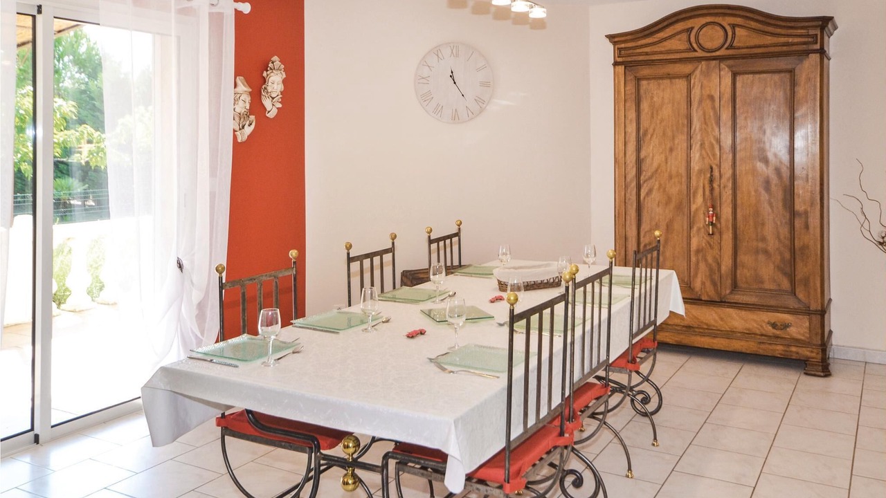 Photo of Bedroom in Montignargues