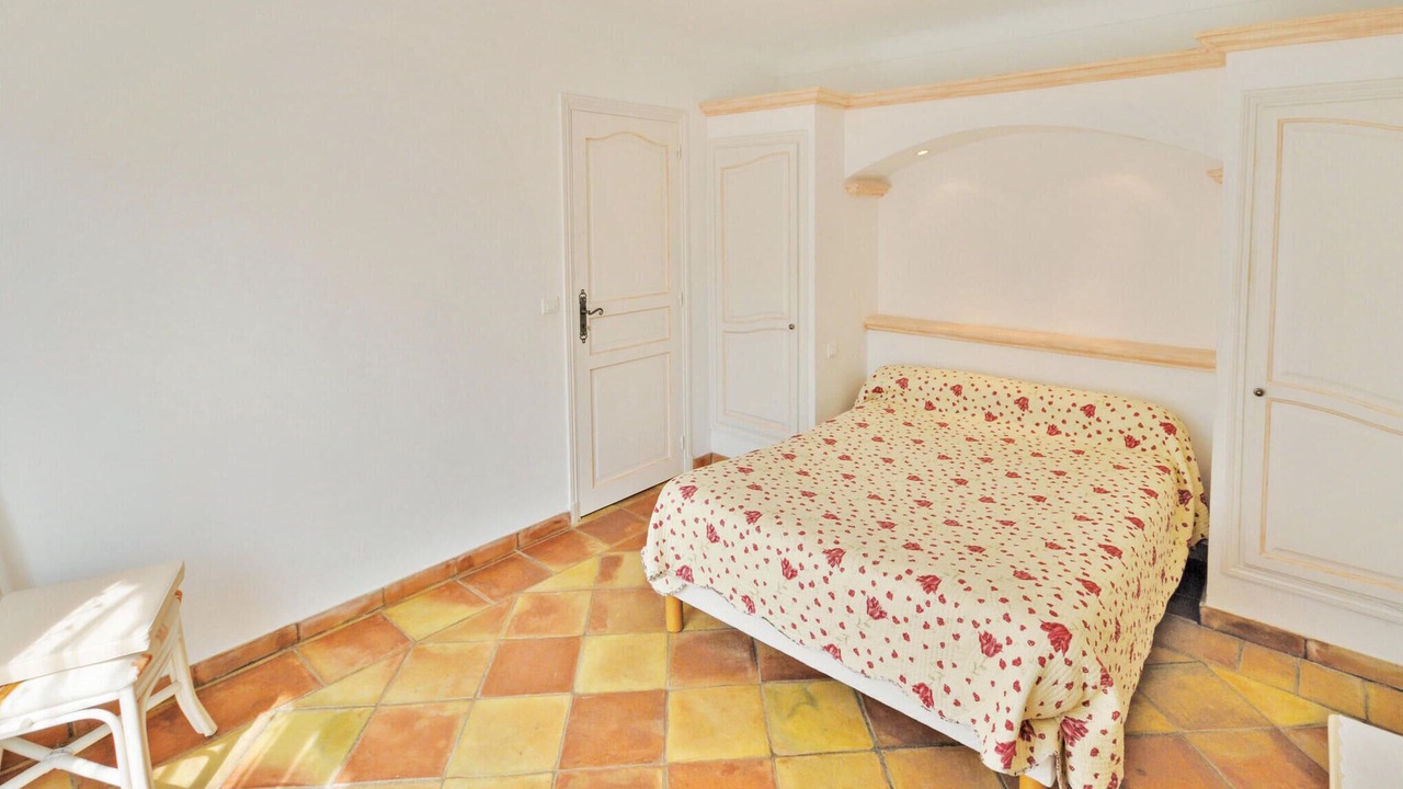 Photo of Others in Preconil