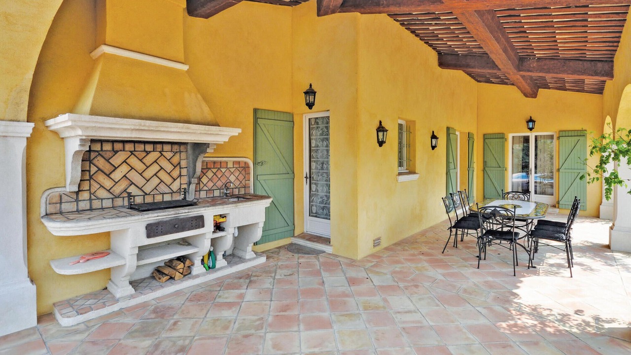 Photo of Others in Preconil