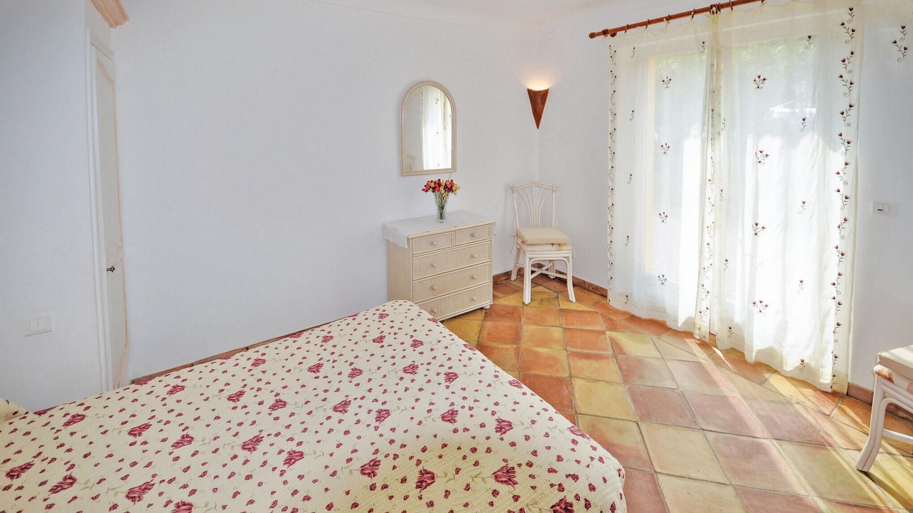 Photo of Others in Preconil