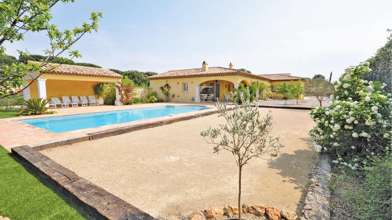 Photo of Outdoor in Preconil