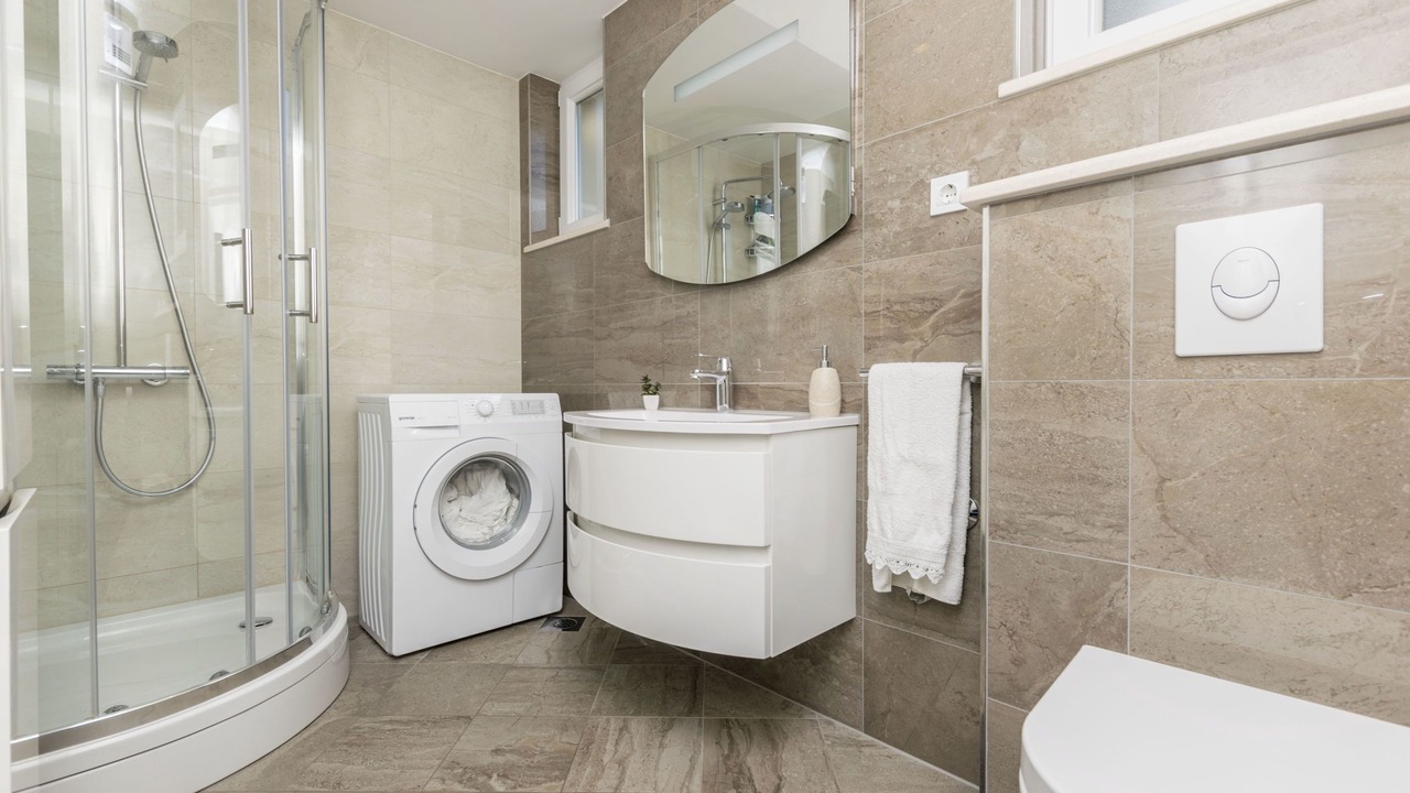 Photo of Bathroom in Okrug Gornji