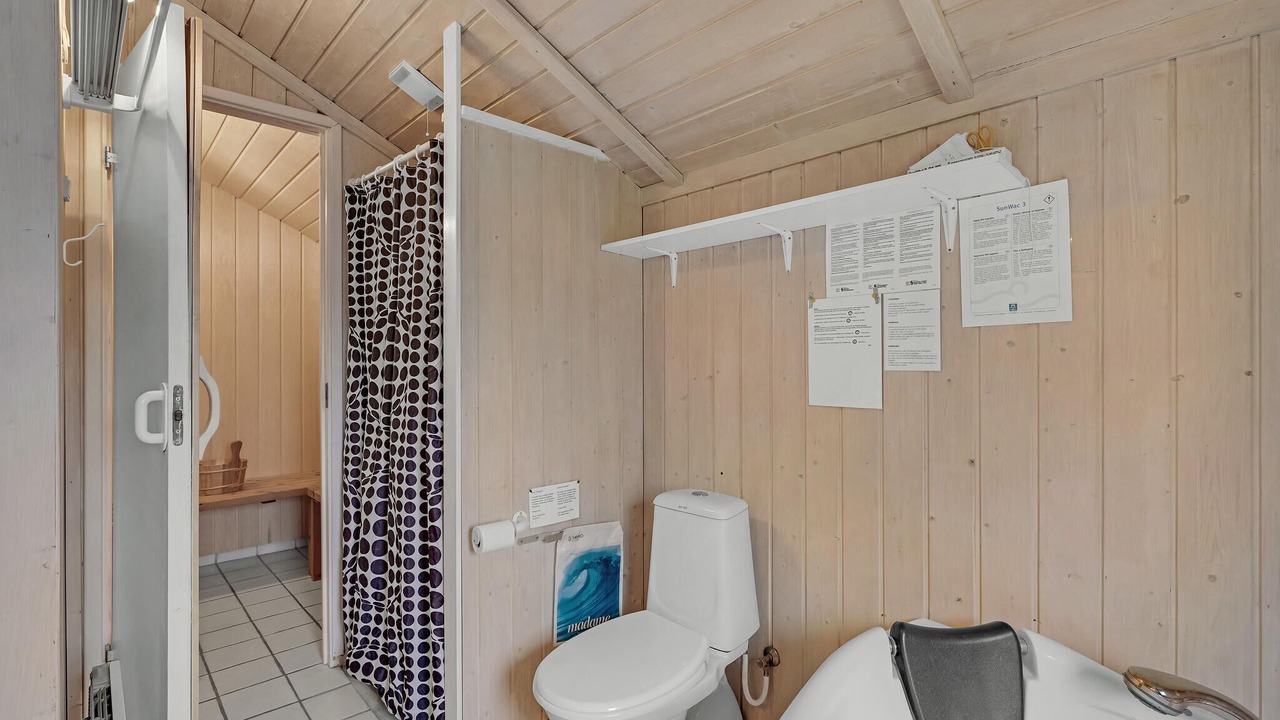 Photo of Bathroom in Spodsbjerg