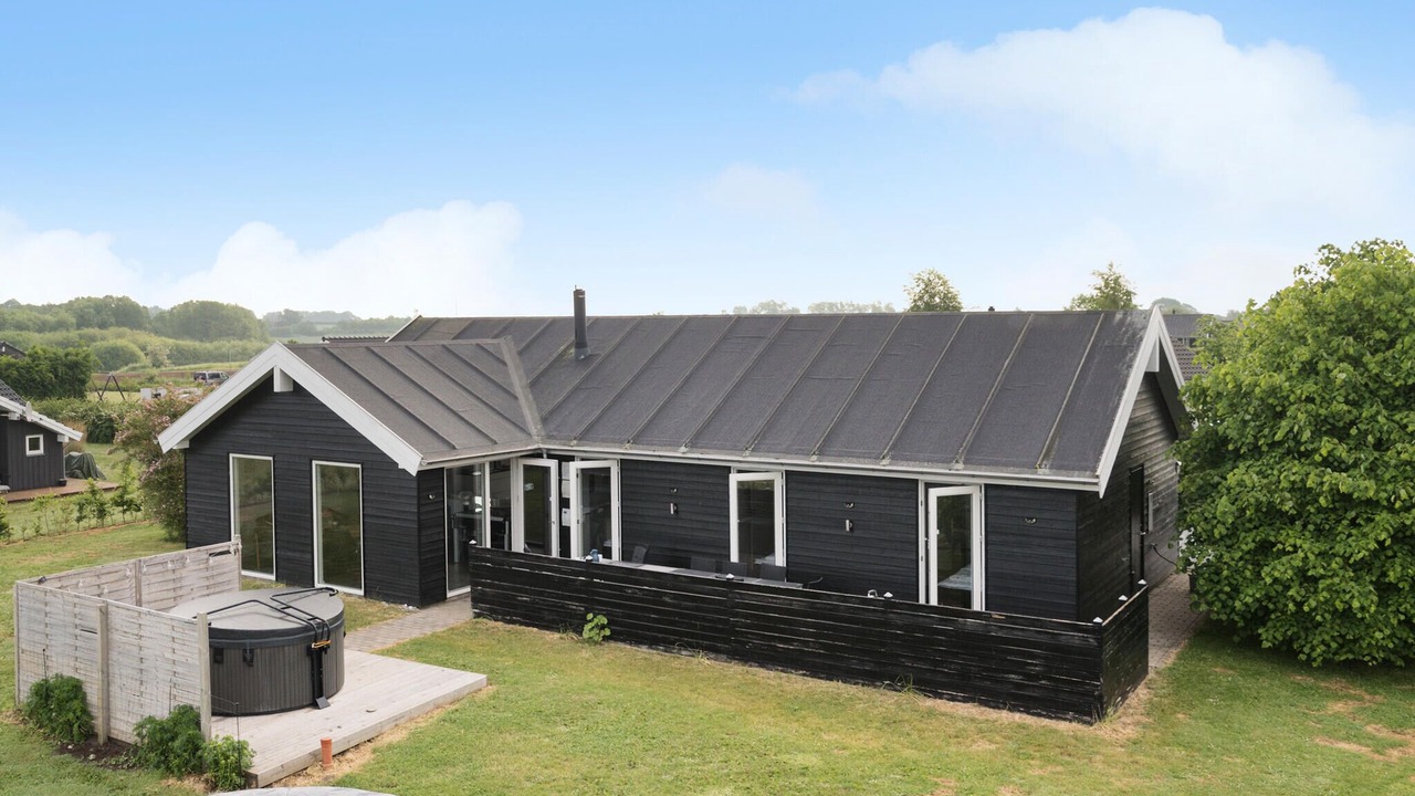 Photo of Outdoor in Flovt Strand