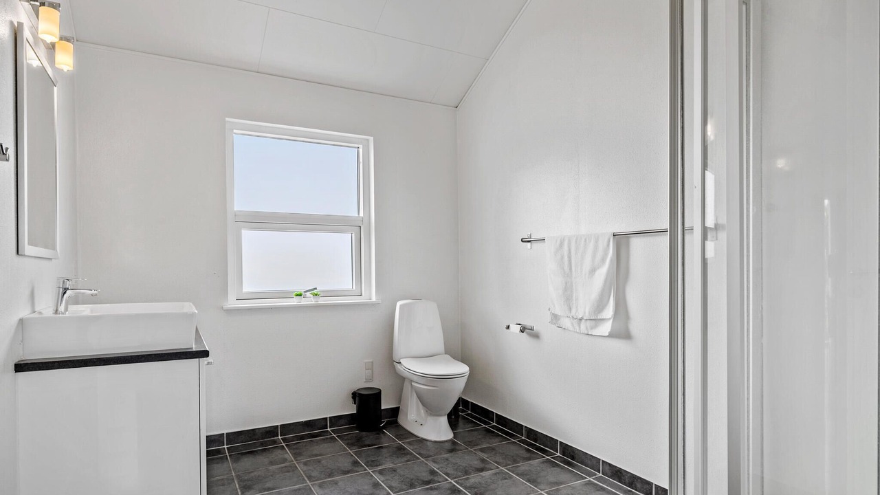 Photo of Bathroom in Flovt Strand