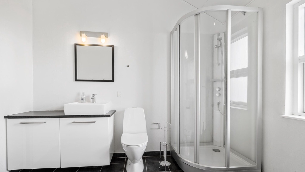 Photo of Bathroom in Flovt Strand