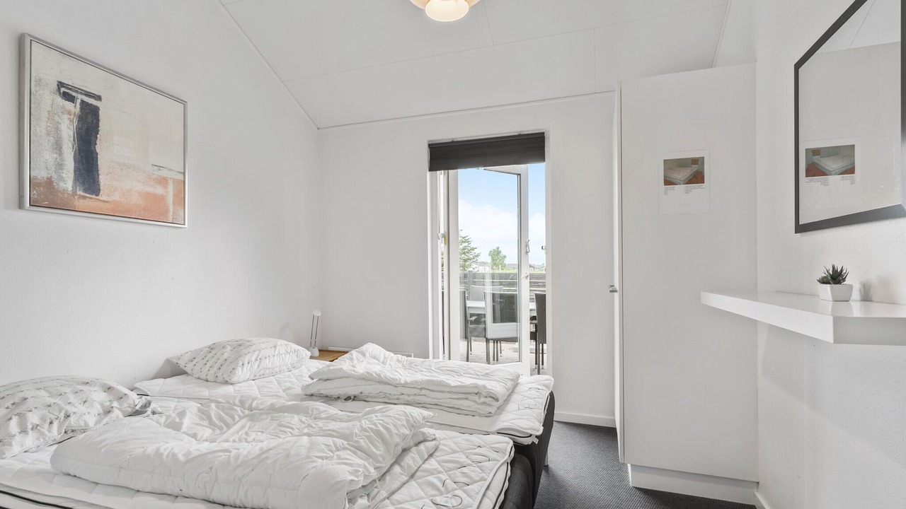 Photo of Others in Flovt Strand