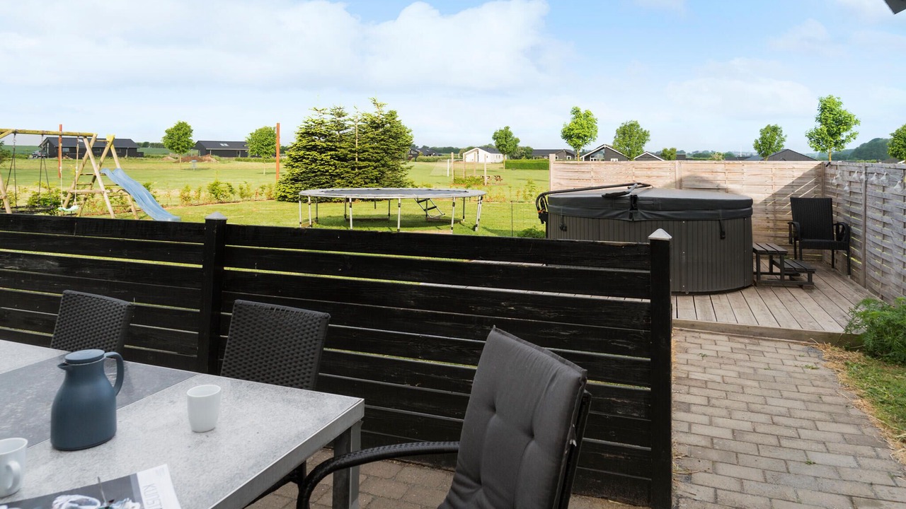 Photo of Others in Flovt Strand