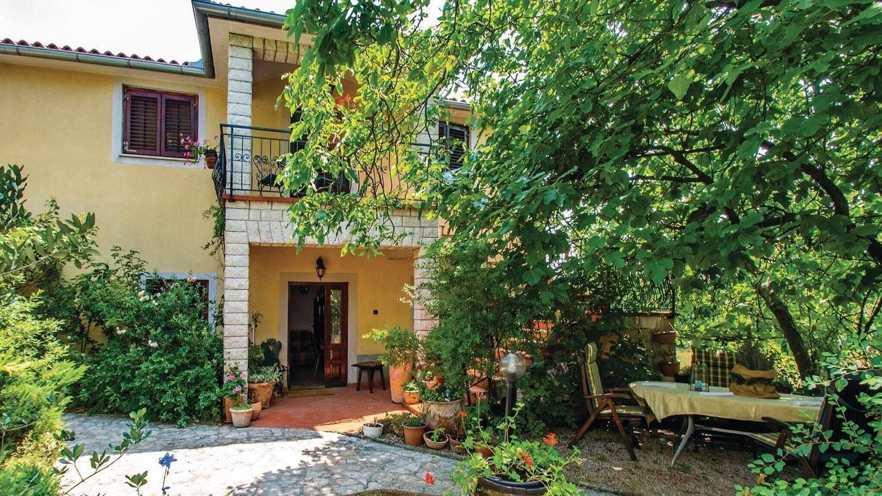 Photo of Outdoor in Nedescina