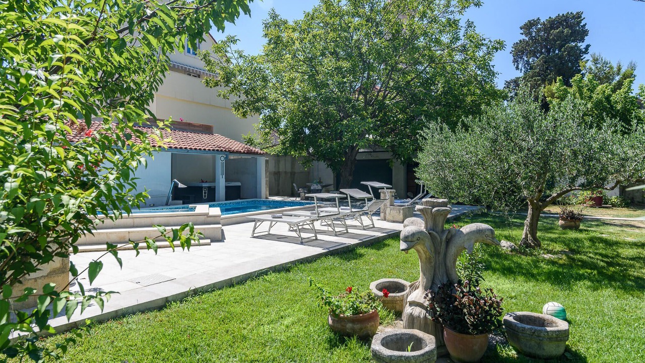 Photo of Outdoor in Kastel Luksic