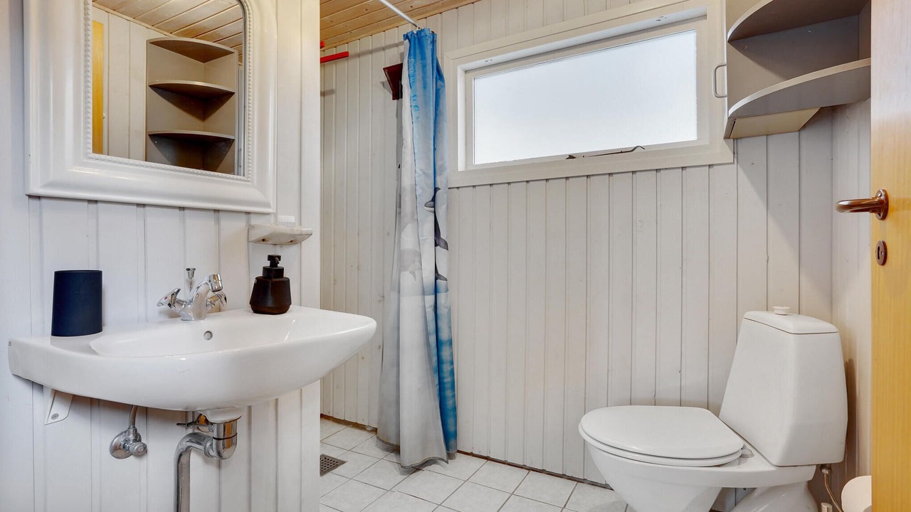 Photo of Bathroom in Fjellerup Strand
