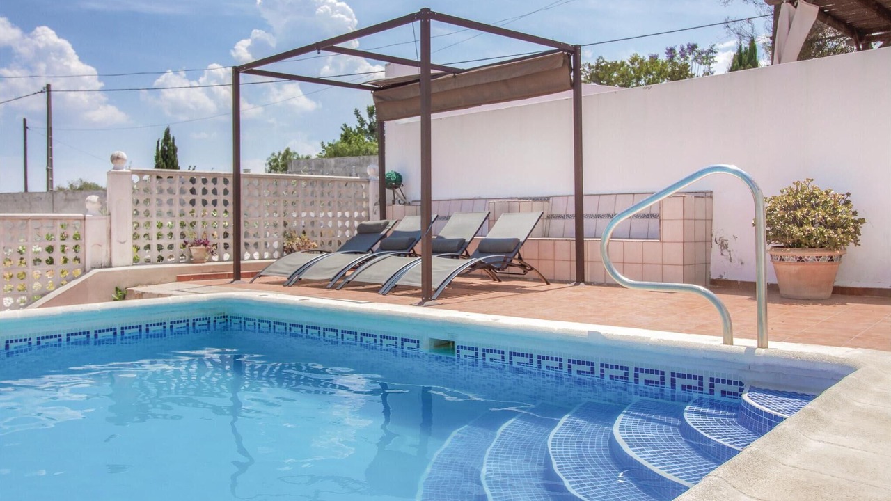 Photo of Outdoor in Alberic