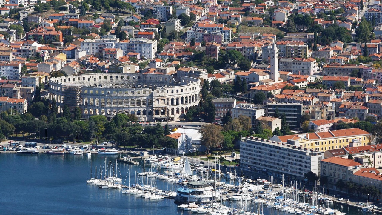Photo of Others in Pula