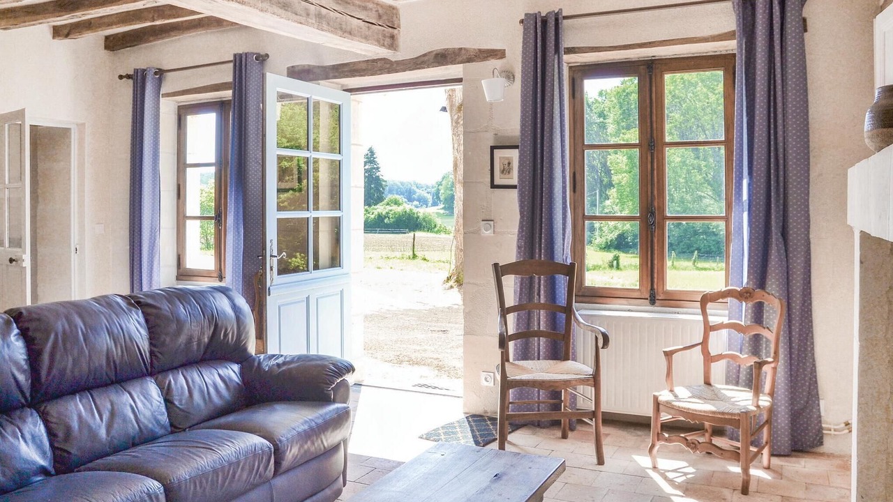 Photo of Bedroom in Cravant-les-Coteaux
