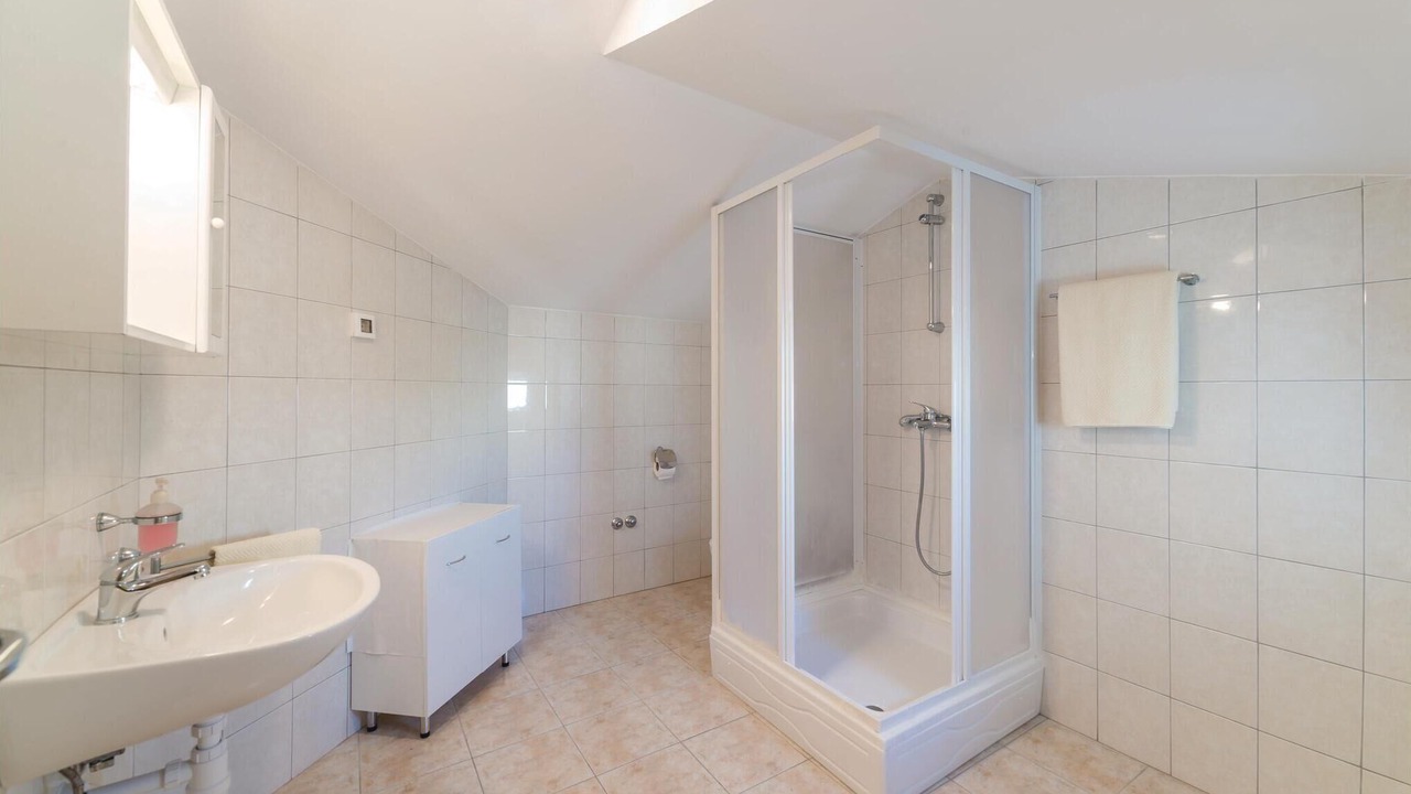 Photo of Bathroom in Kozino