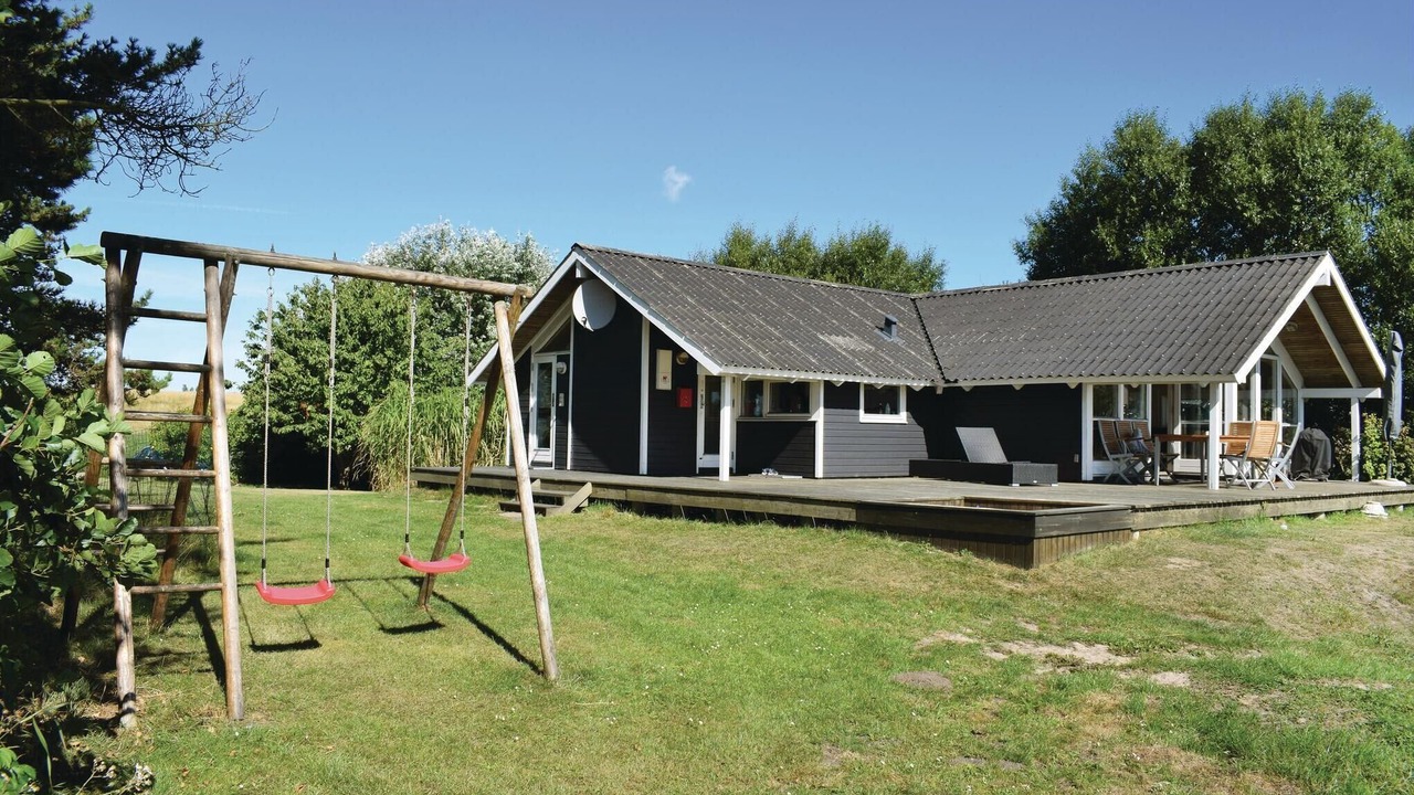 Photo of Others in Østerskov