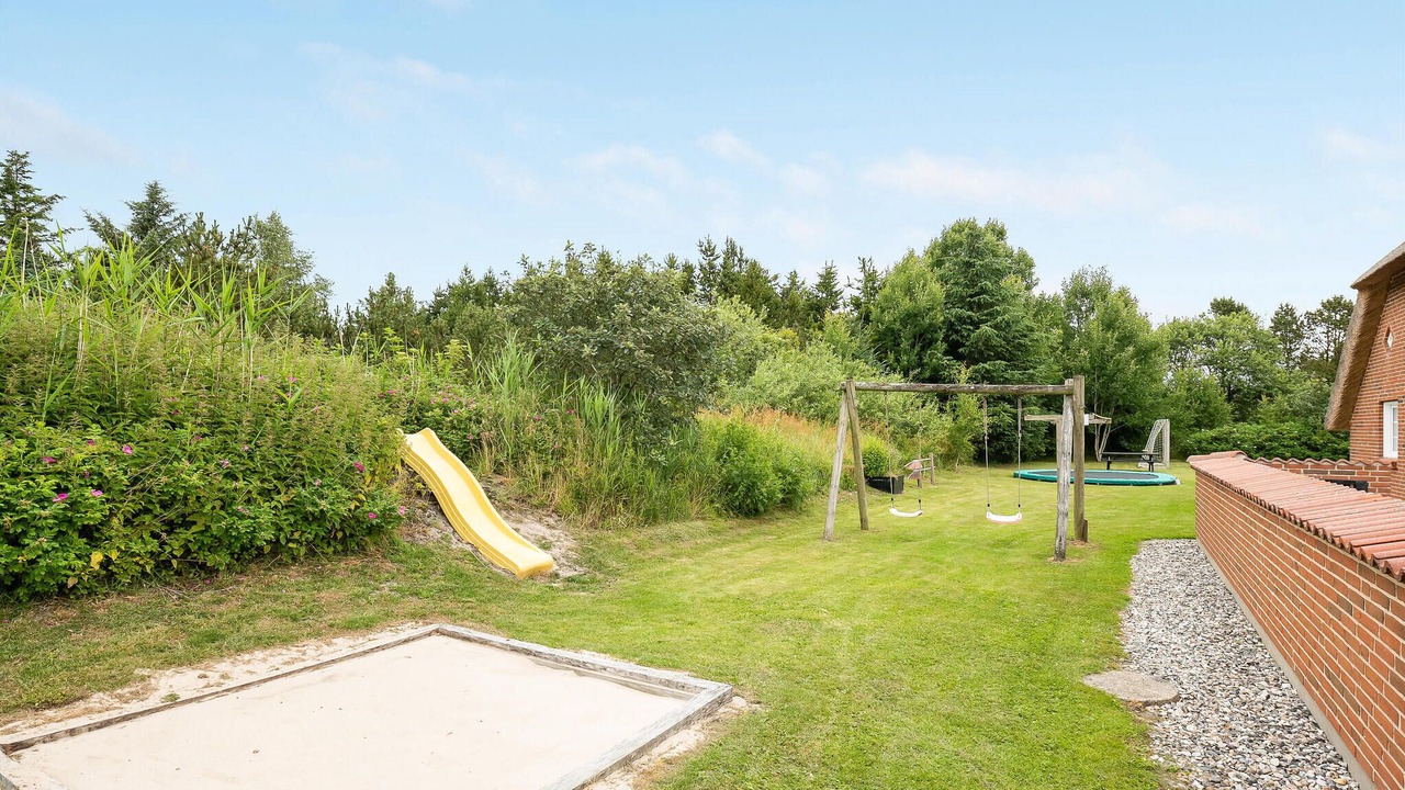 Photo of Others in Øby