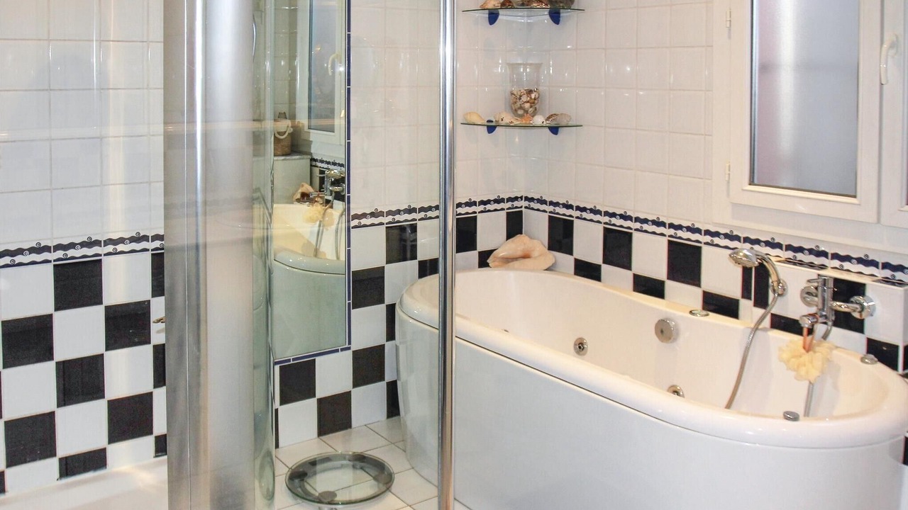 Photo of Bathroom in Montelimar