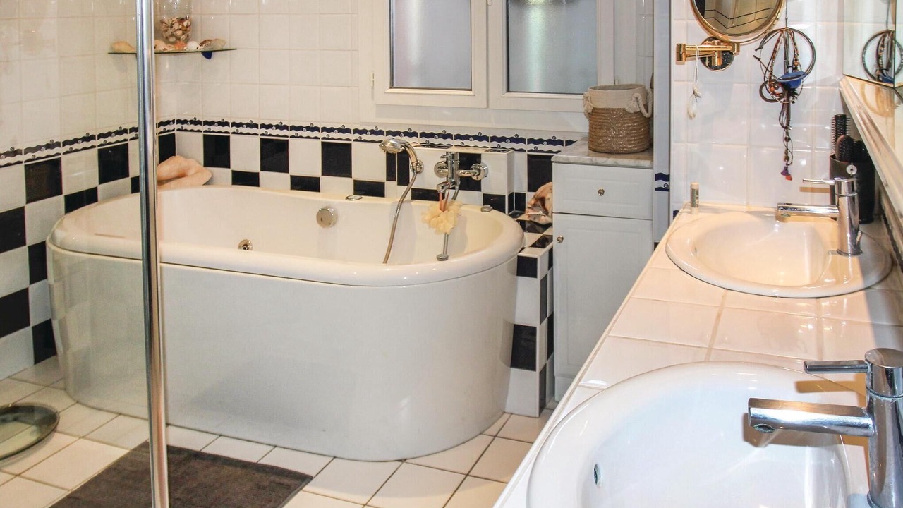 Photo of Bathroom in Montelimar