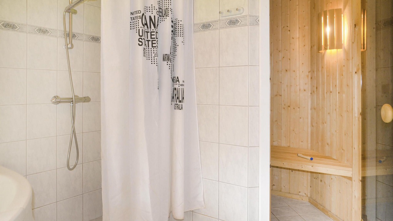 Photo of Bathroom in Jegum