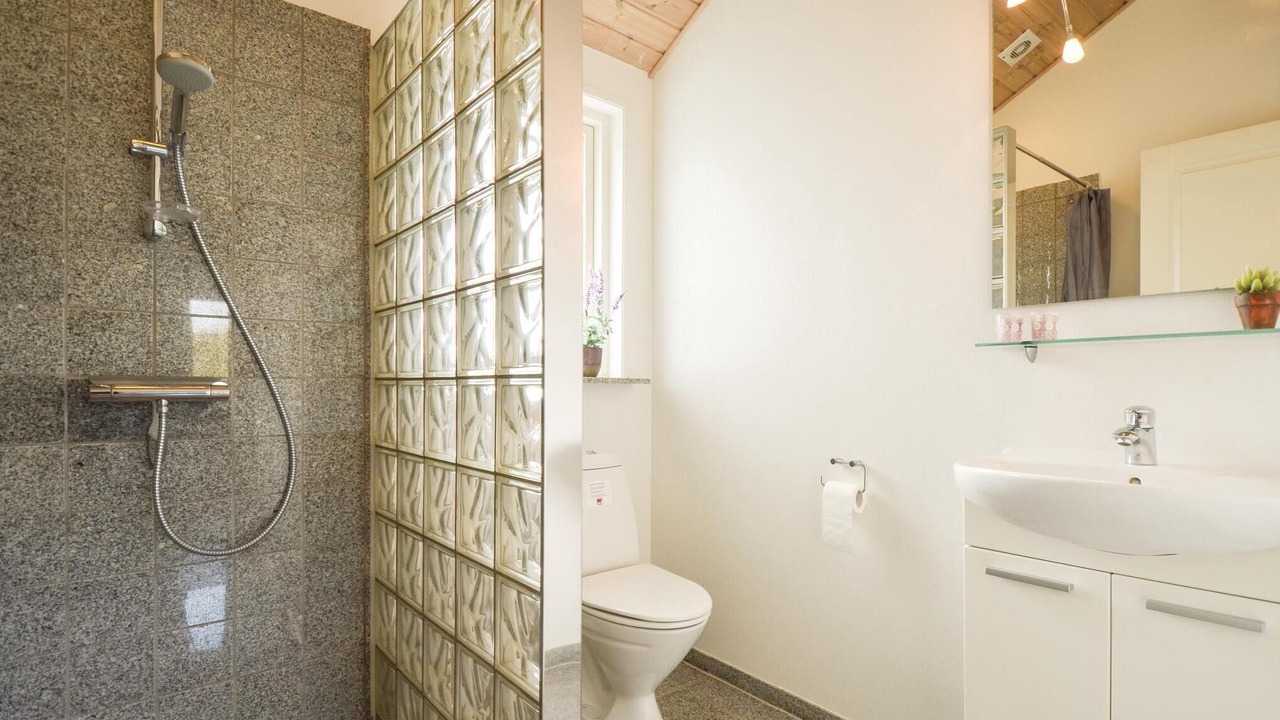 Photo of Bathroom in Knebel