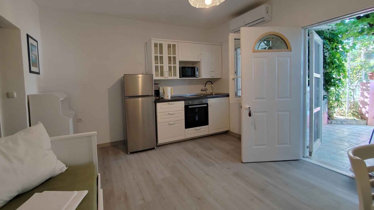 Photo of Kitchen in Povljana