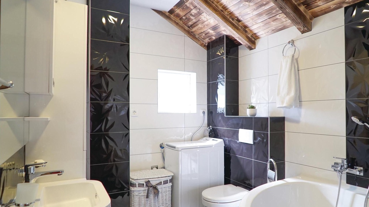 Photo of Bathroom in Prolozac