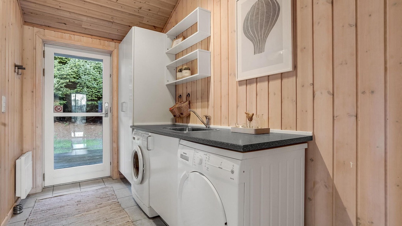 Photo of Others in Mommark Strand