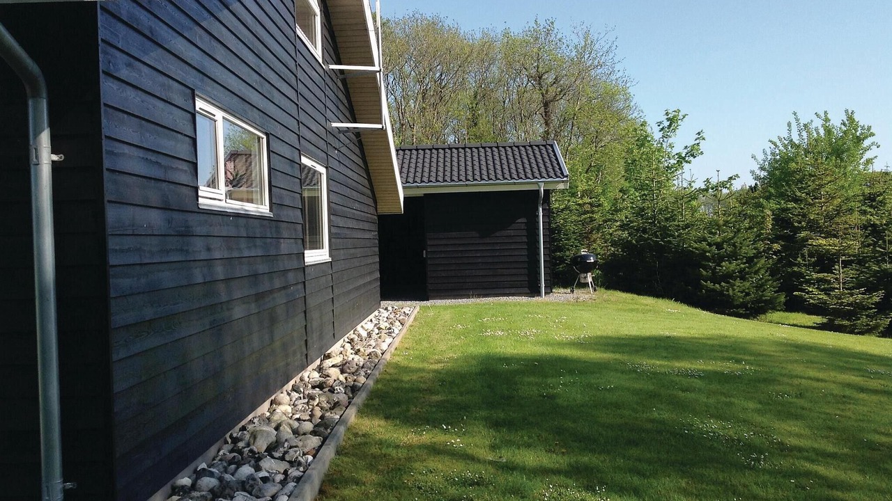 Photo of Others in Mommark Strand