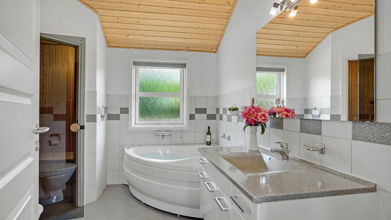 Photo of Bathroom in Bork Havn