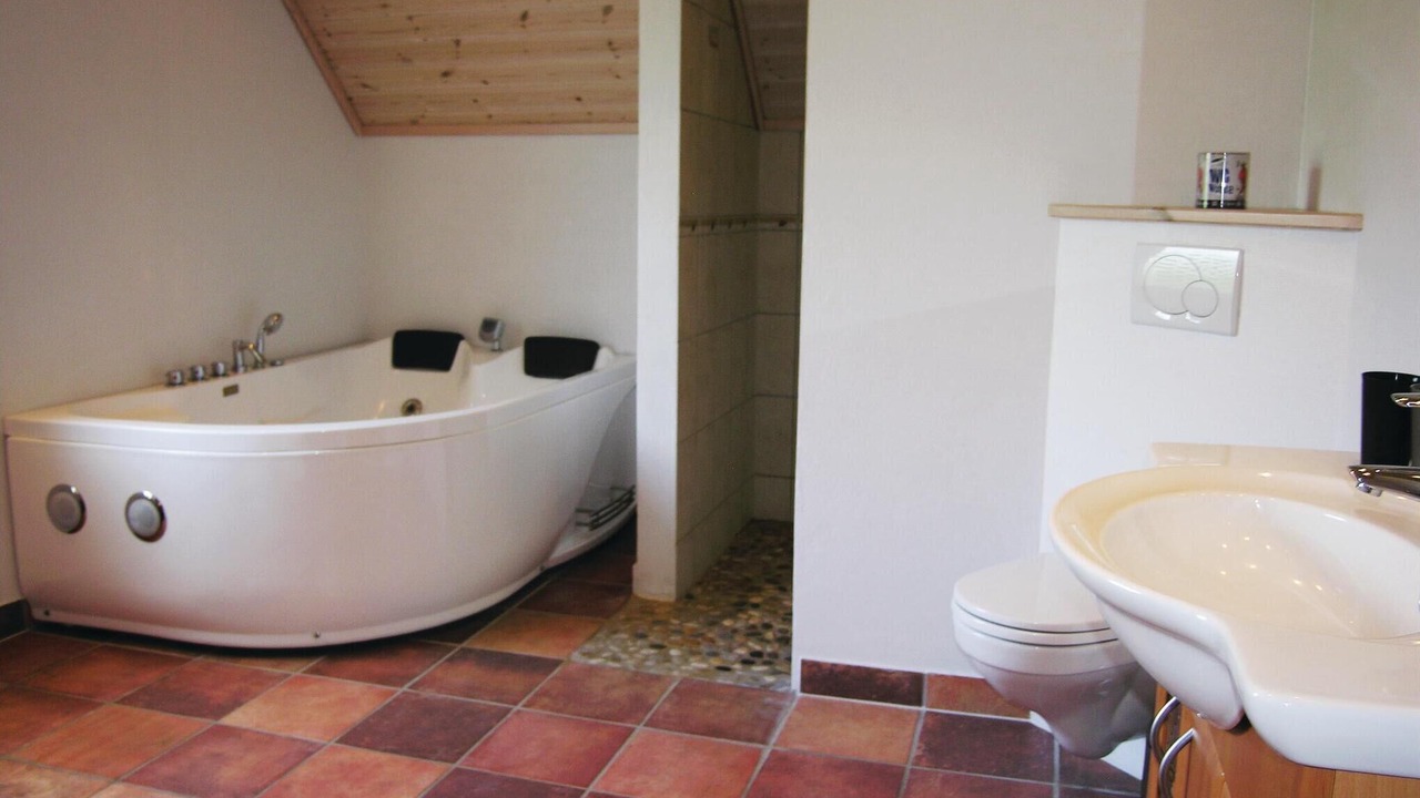 Photo of Bathroom in Lohals