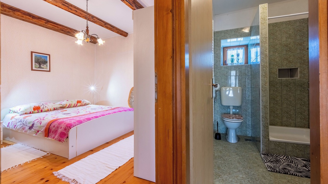 Photo of Bathroom in Krsan