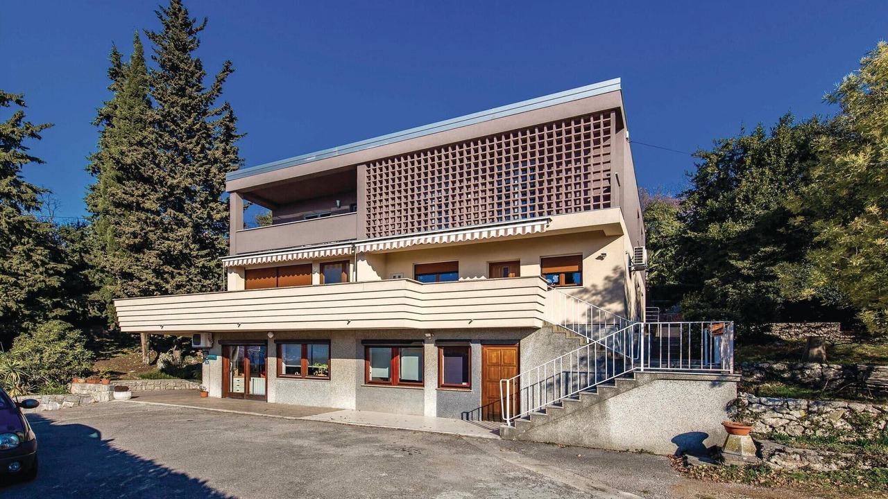 Photo of Outdoor in Sarsoni